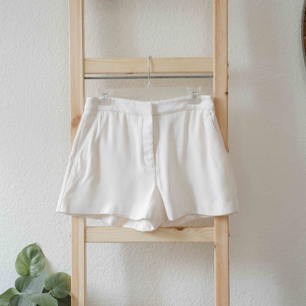 H&M White/Cream Dress Shorts